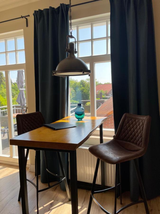 Luxus Lindenhof Apartments -Ferienwohnungen In Friesland An Der Nordsee Am Naturschutzgebiet Urwald Neuenburg  Luaran gambar