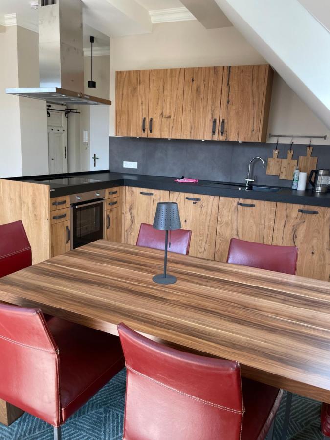 Luxus Lindenhof Apartments -Ferienwohnungen In Friesland An Der Nordsee Am Naturschutzgebiet Urwald Neuenburg  Luaran gambar