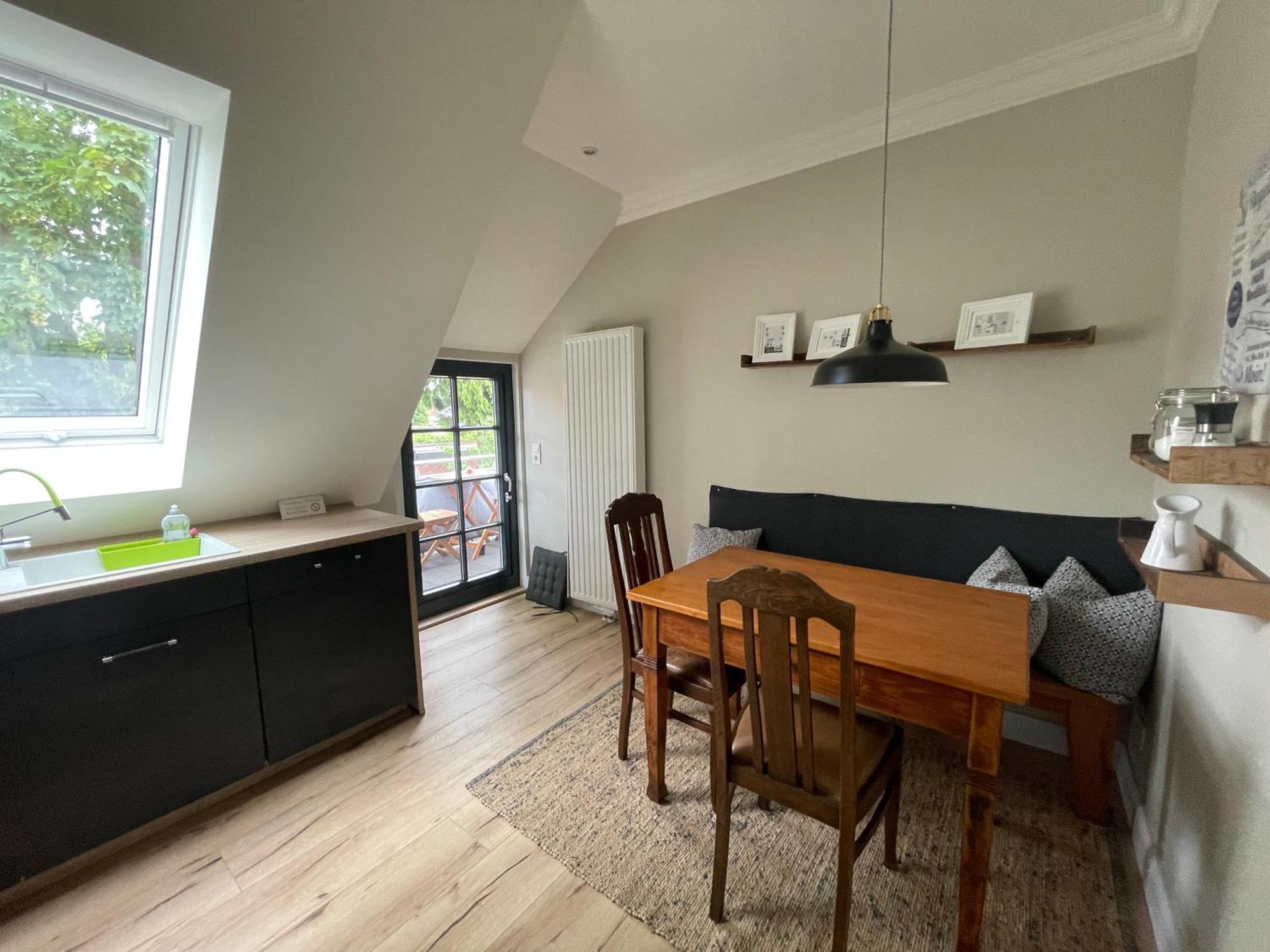 Luxus Lindenhof Apartments -Ferienwohnungen In Friesland An Der Nordsee Am Naturschutzgebiet Urwald Neuenburg  Luaran gambar