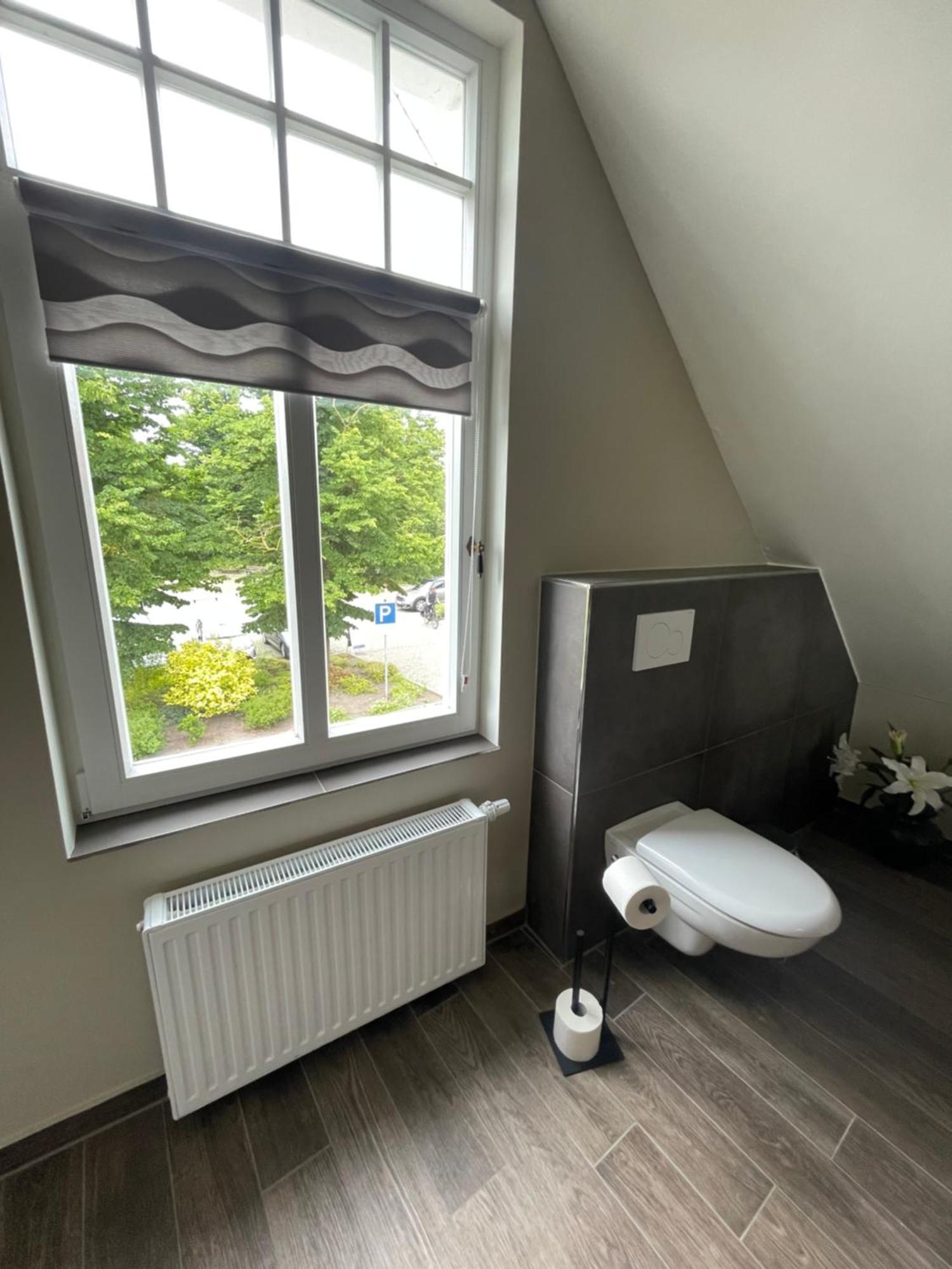 Luxus Lindenhof Apartments -Ferienwohnungen In Friesland An Der Nordsee Am Naturschutzgebiet Urwald Neuenburg  Luaran gambar